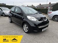 PEUGEOT 107