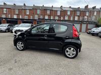 PEUGEOT 107